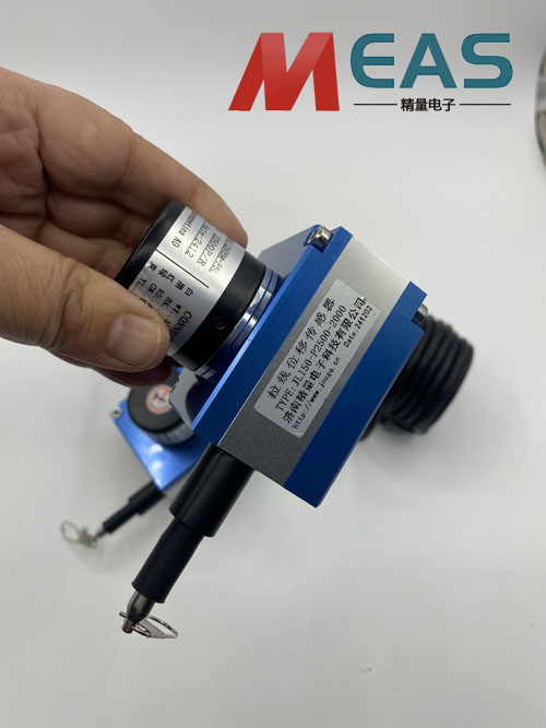 拉線位移傳感器檢測到將發(fā)生超量程時系統(tǒng)會發(fā)出警告 拉線位移傳感器檢測到將發(fā)生超量程時系統(tǒng)會發(fā)出警告