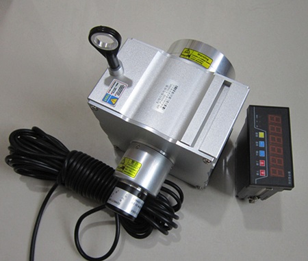 介紹電壓拉繩位移傳感器安裝方式及注意事項(xiàng)
